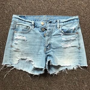 American Eagle highwaisted shorts